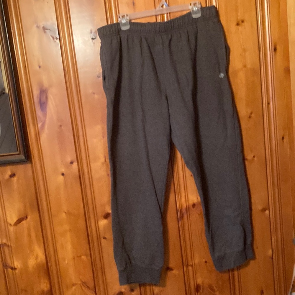 Size X-Large Unisex ZELOS joggers 2 pockets in front and 1 pocket in back